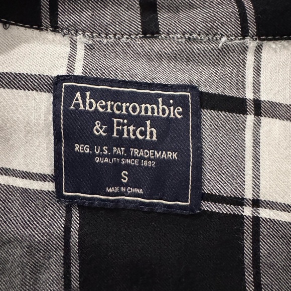 Abercrombie & Fitch Monochrome Plaid Long Sleeve Dress - Picture 8 of 10